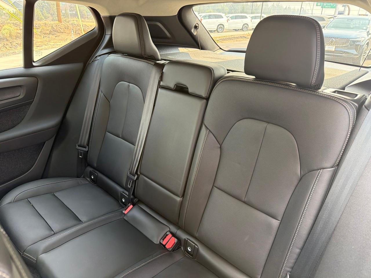2026 Volvo XC40 B5 Plus Bend OR