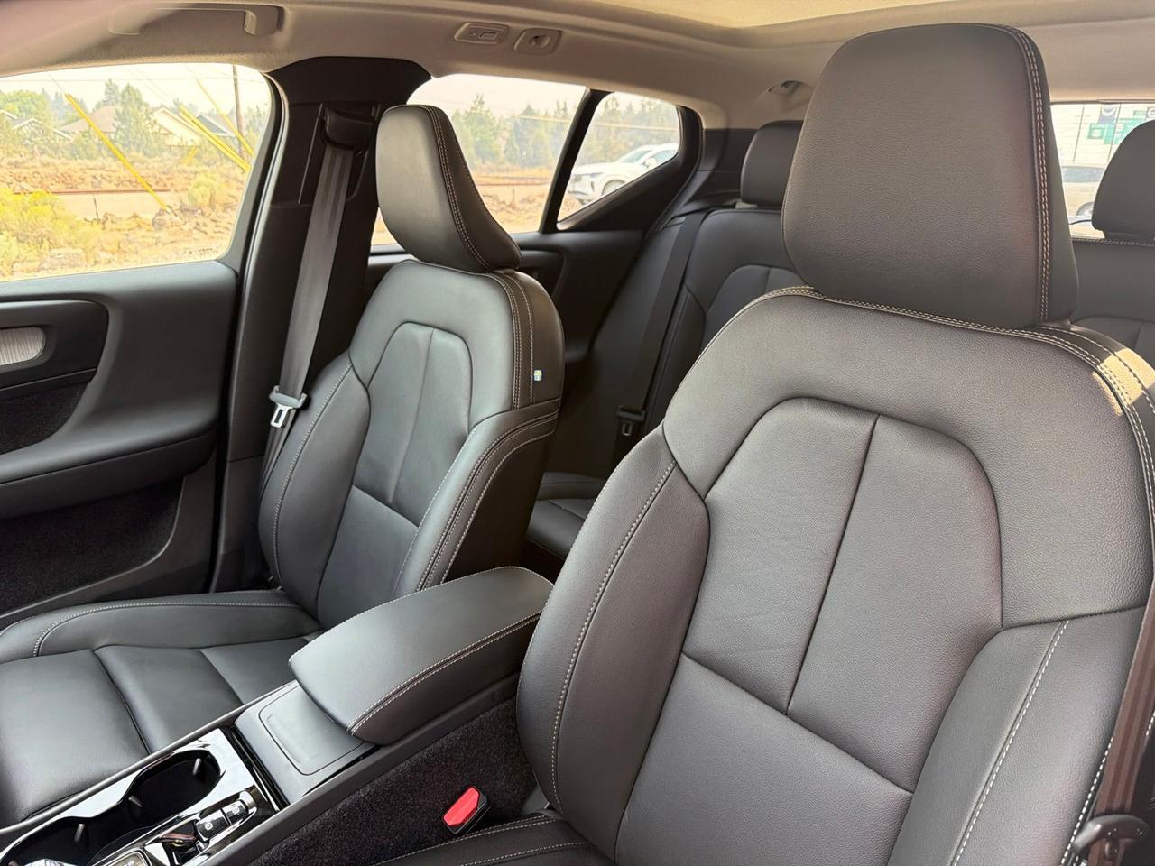 2026 Volvo XC40 B5 Plus Bend OR
