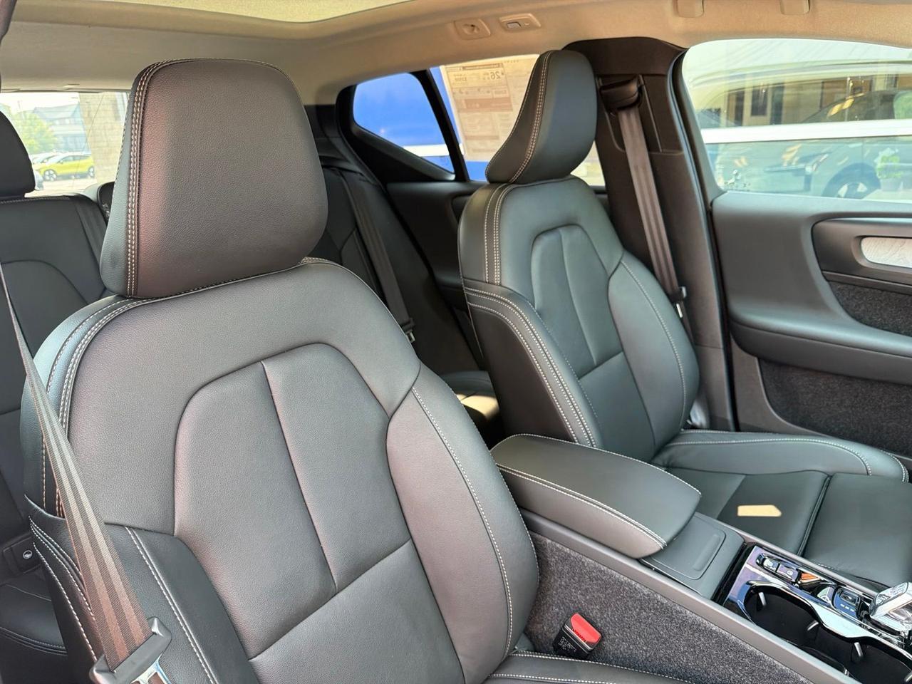 2026 Volvo XC40 B5 Plus Bend OR