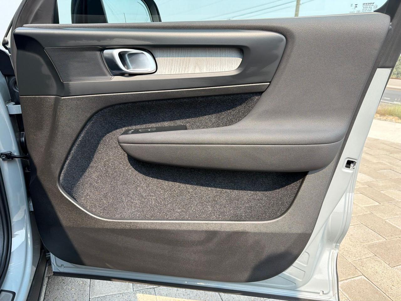 2026 Volvo XC40 B5 Plus Bend OR