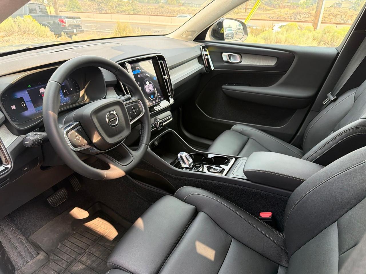 2026 Volvo XC40 B5 Plus Bend OR