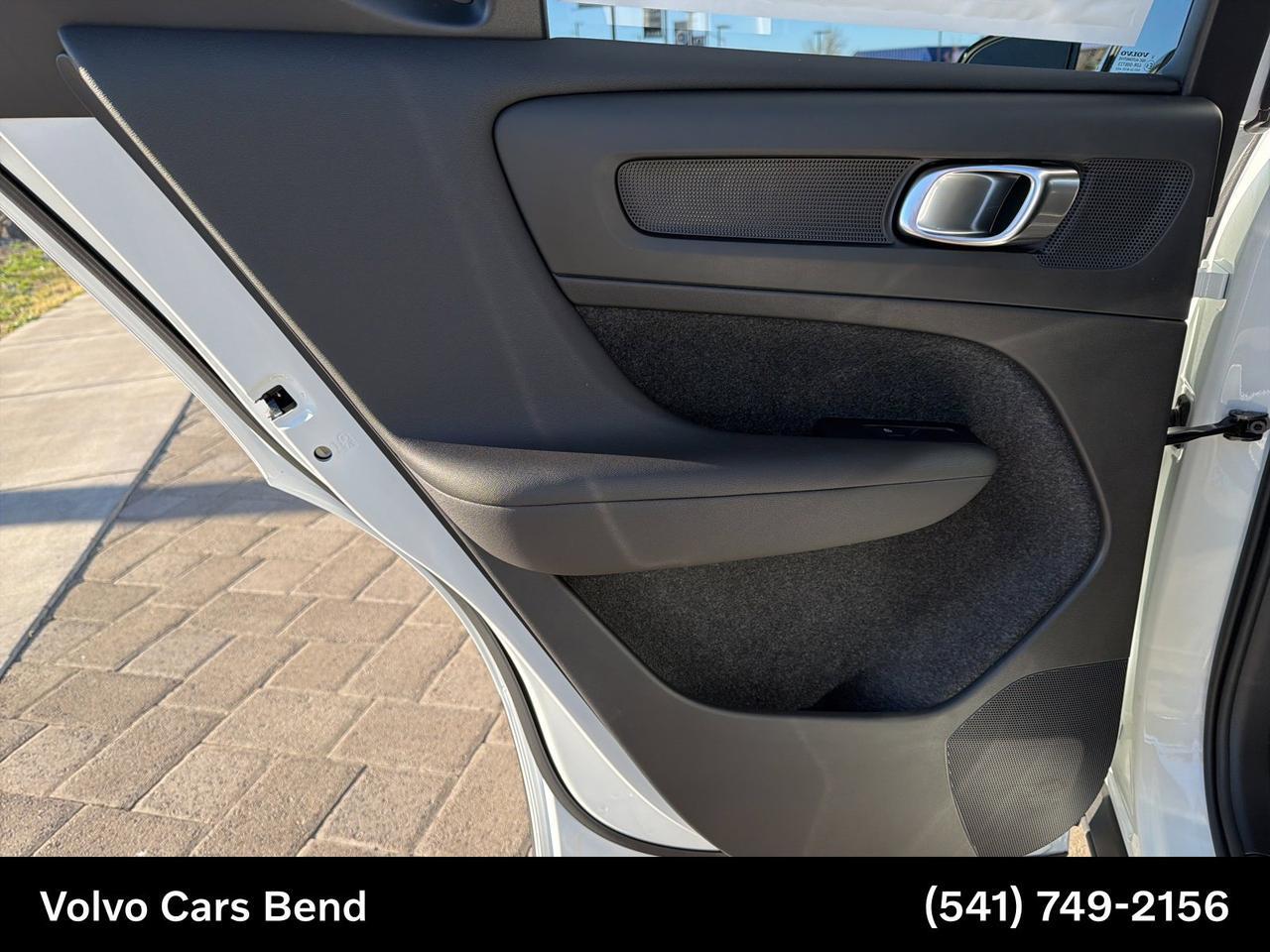 2026 Volvo XC40 B5 Plus Bend OR