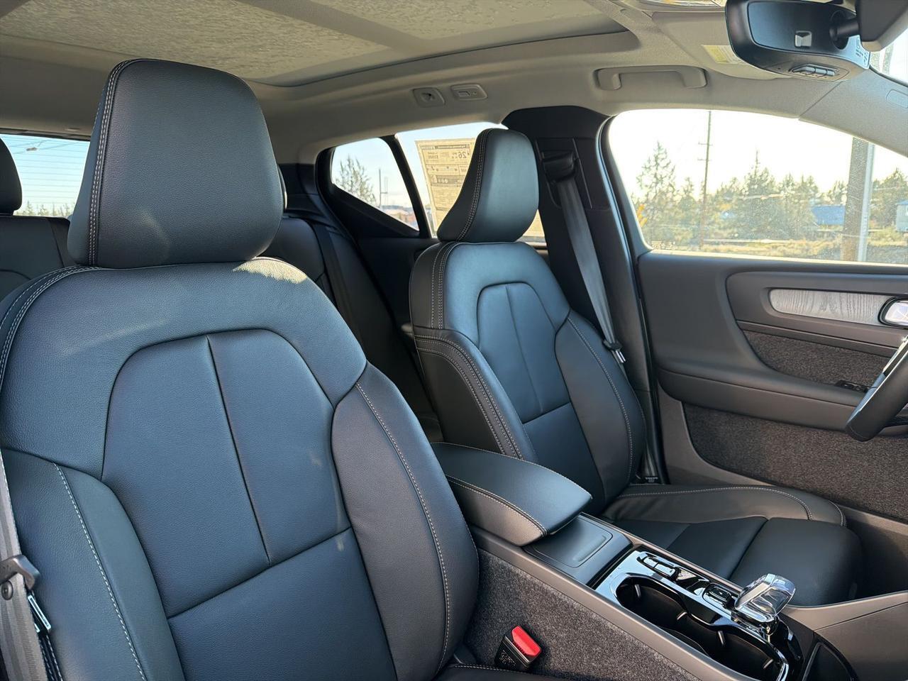 2026 Volvo XC40 B5 Plus Bend OR