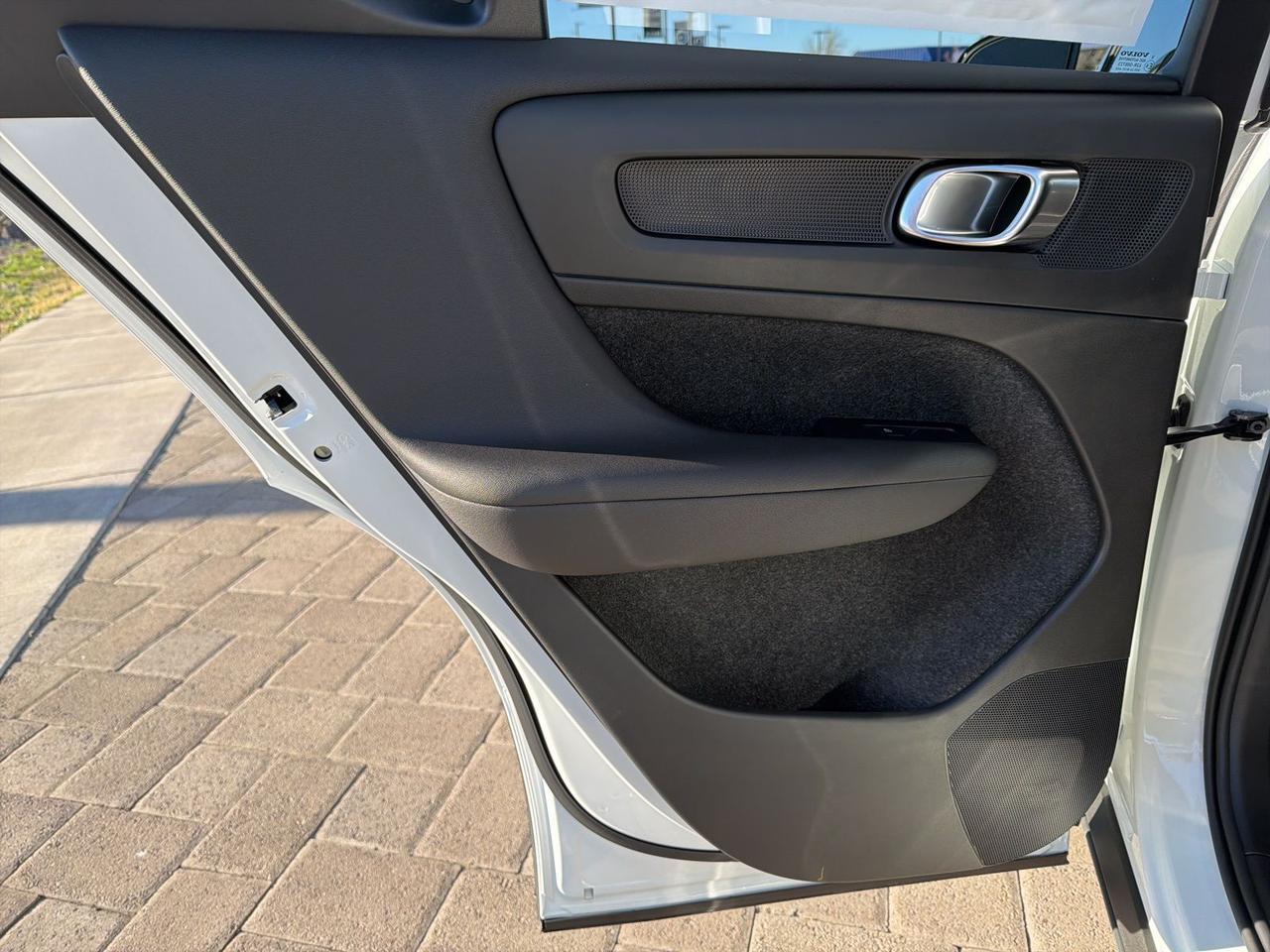 2026 Volvo XC40 B5 Plus Bend OR