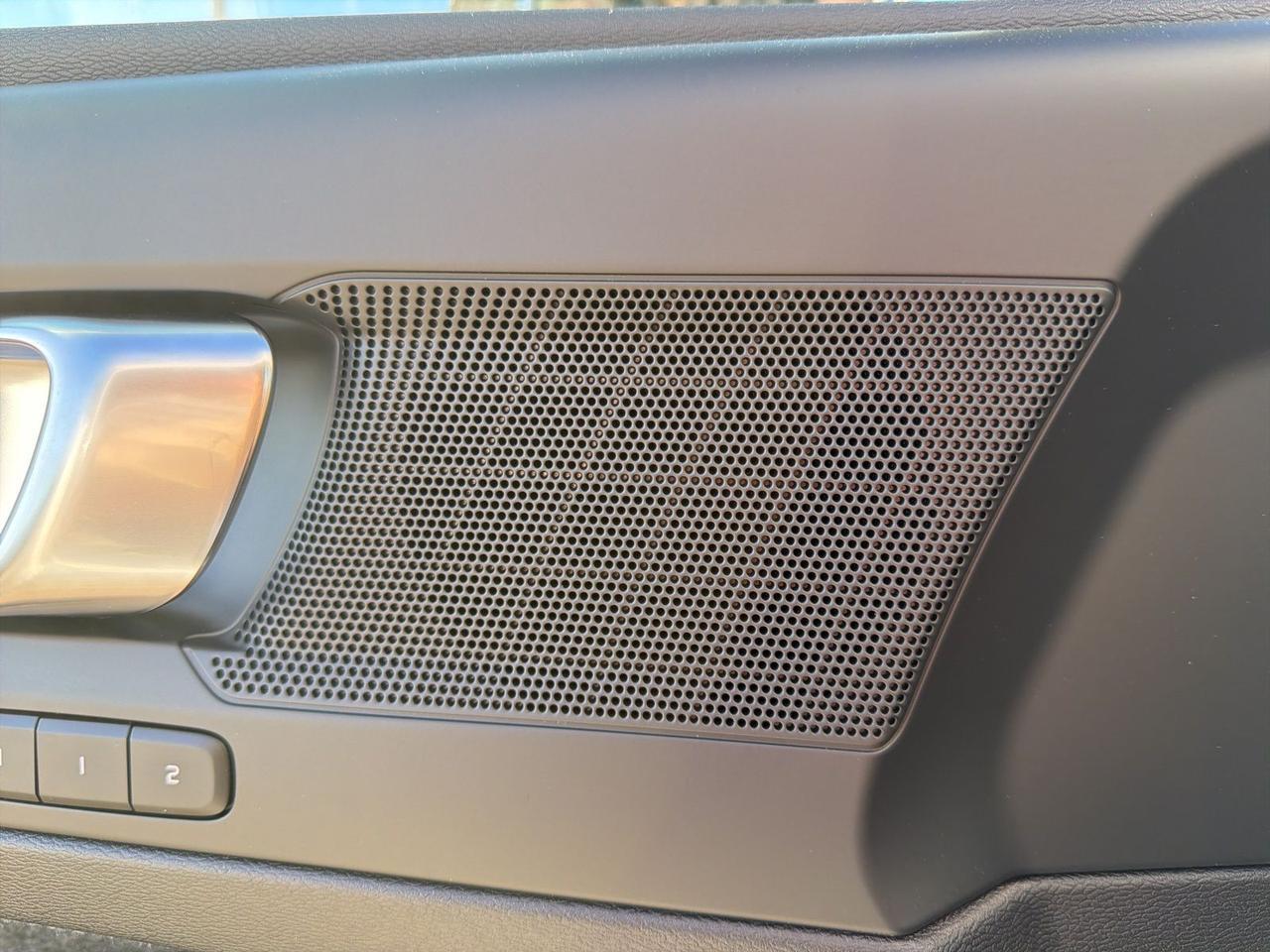 2026 Volvo XC40 B5 Plus Bend OR