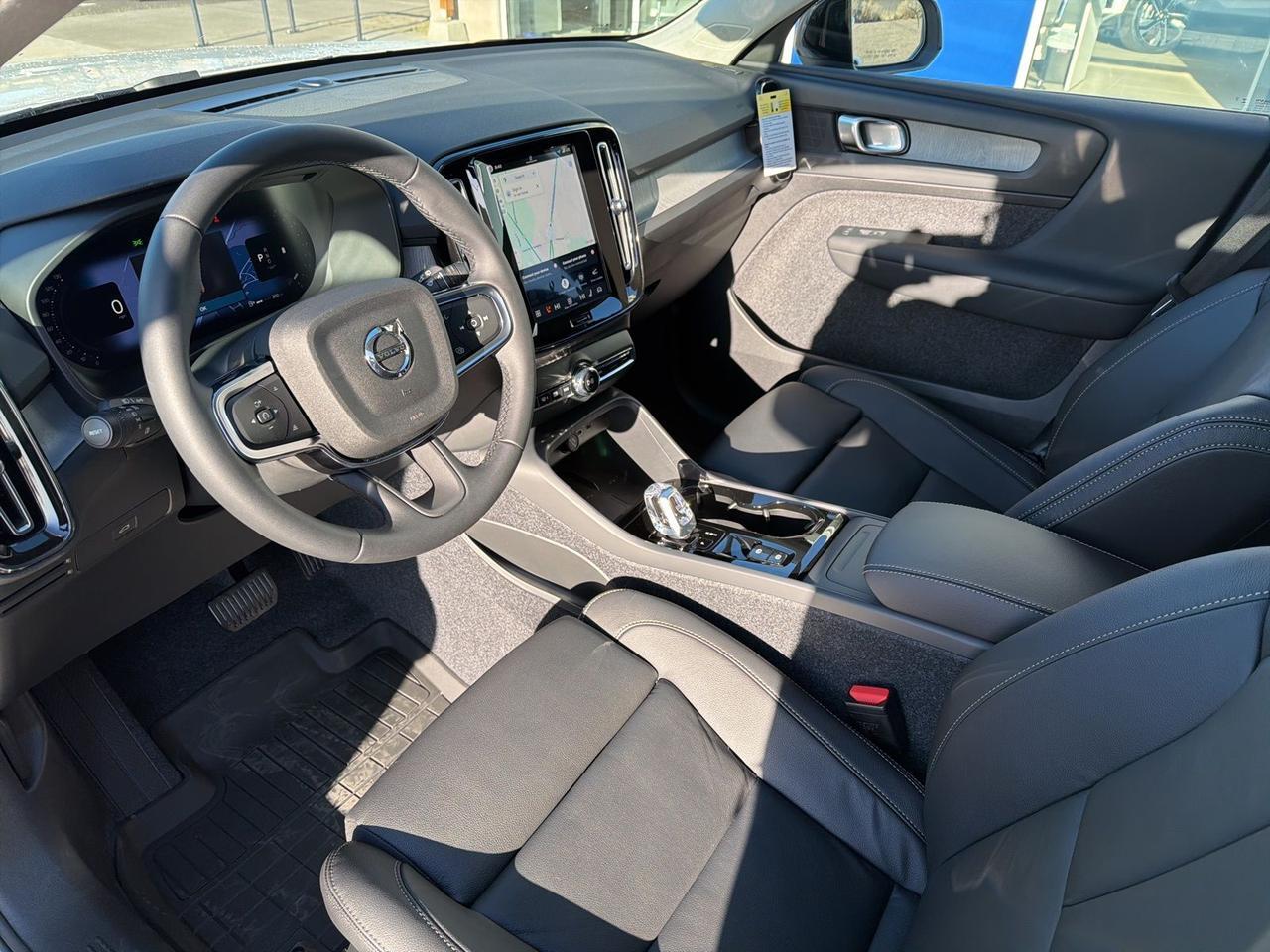 2026 Volvo XC40 B5 Plus Bend OR