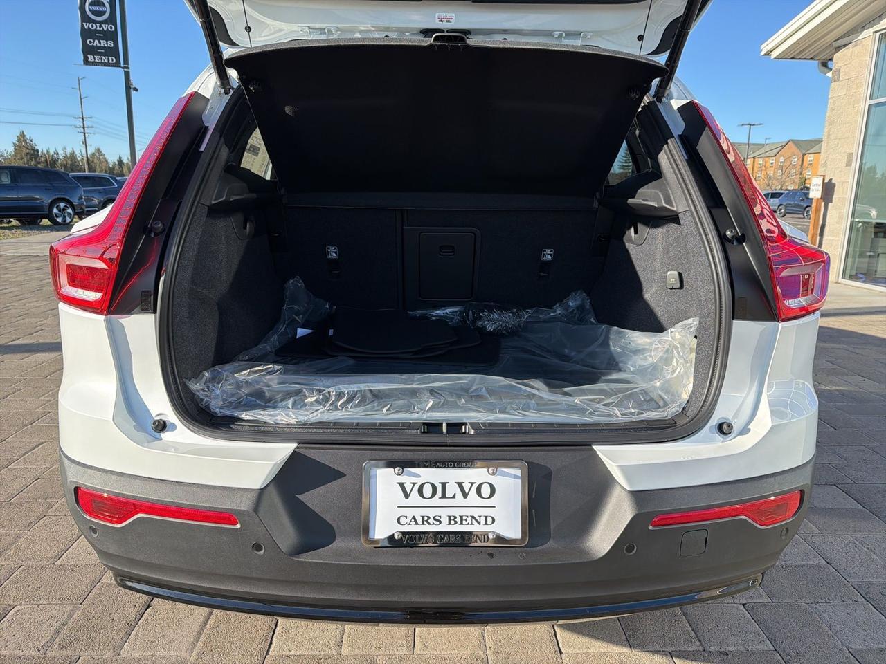 2026 Volvo XC40 B5 Plus Bend OR