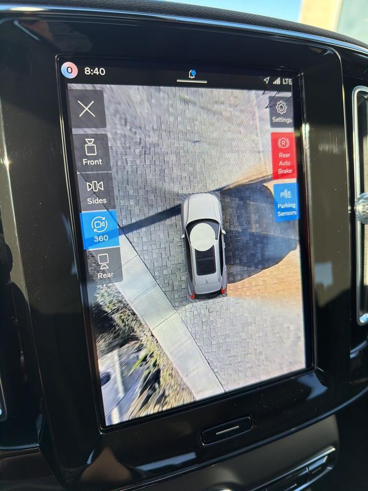 2026 Volvo XC40 B5 Plus Bend OR