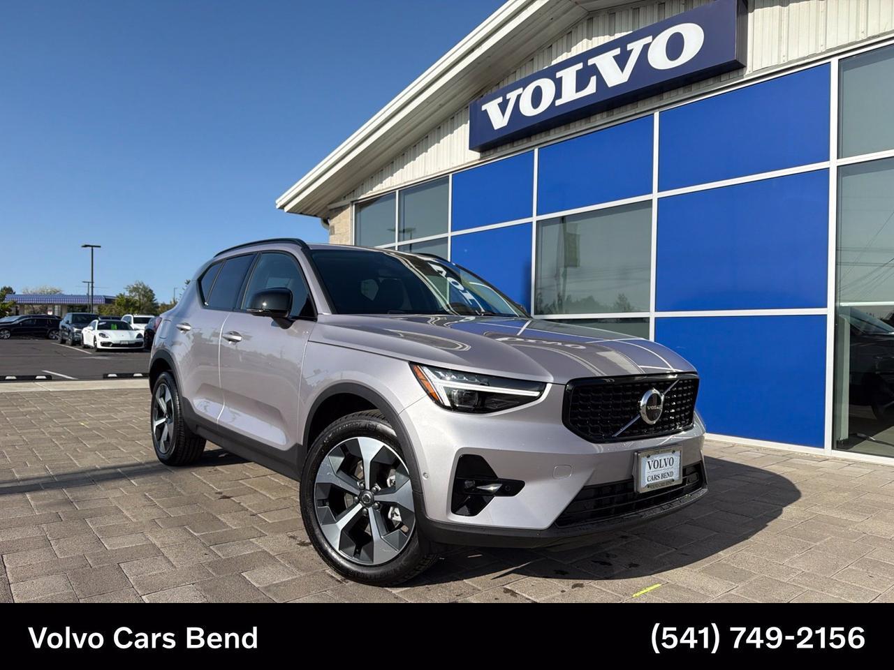 2026 Volvo XC40 B5 Plus