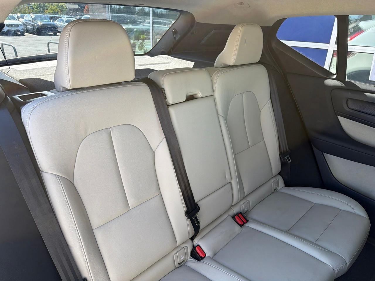 2026 Volvo XC40 B5 Plus Bend OR