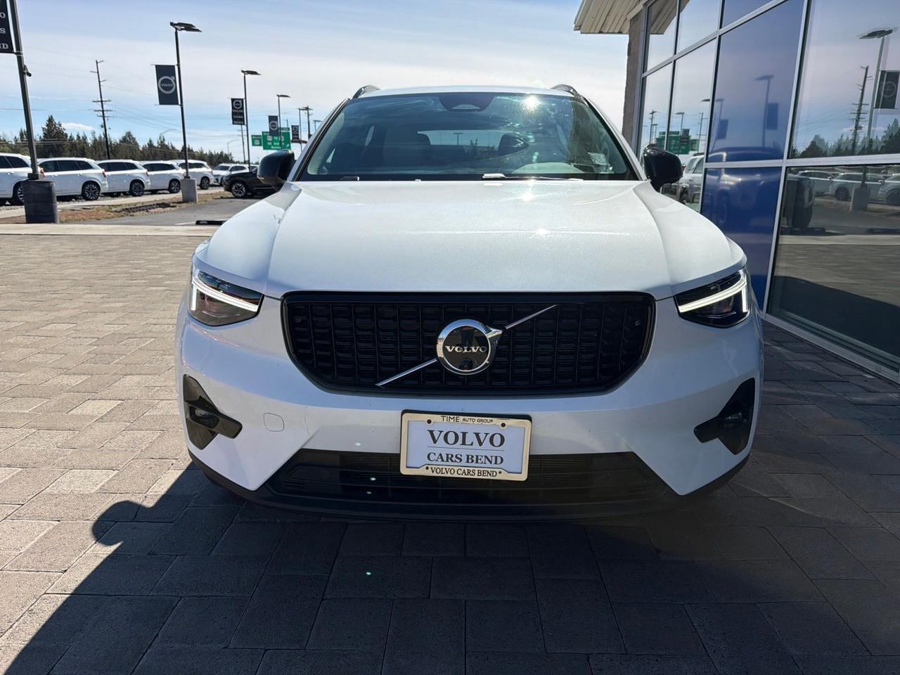 2026 Volvo XC40 B5 Plus Bend OR