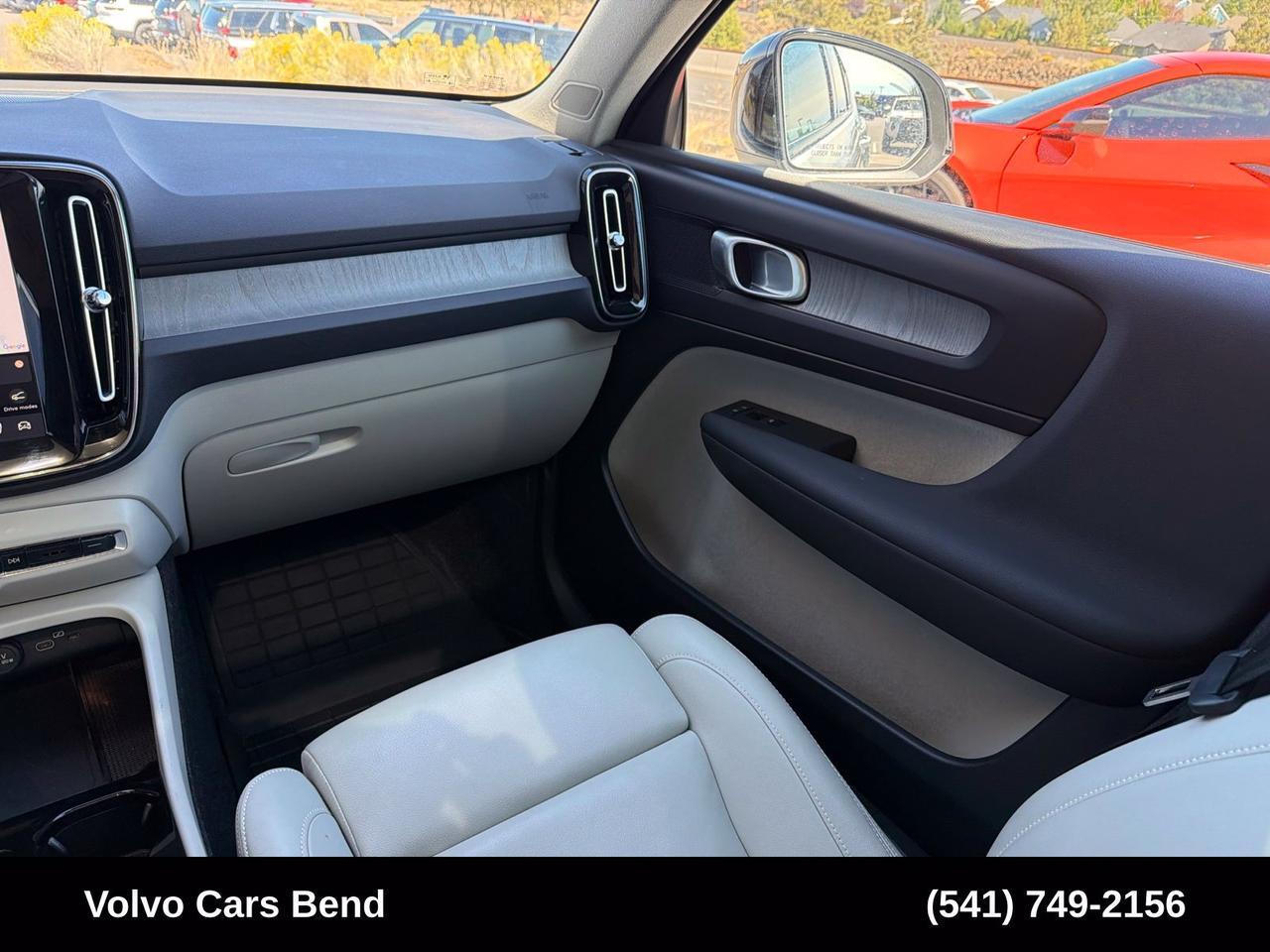 2026 Volvo XC40 B5 Plus Bend OR
