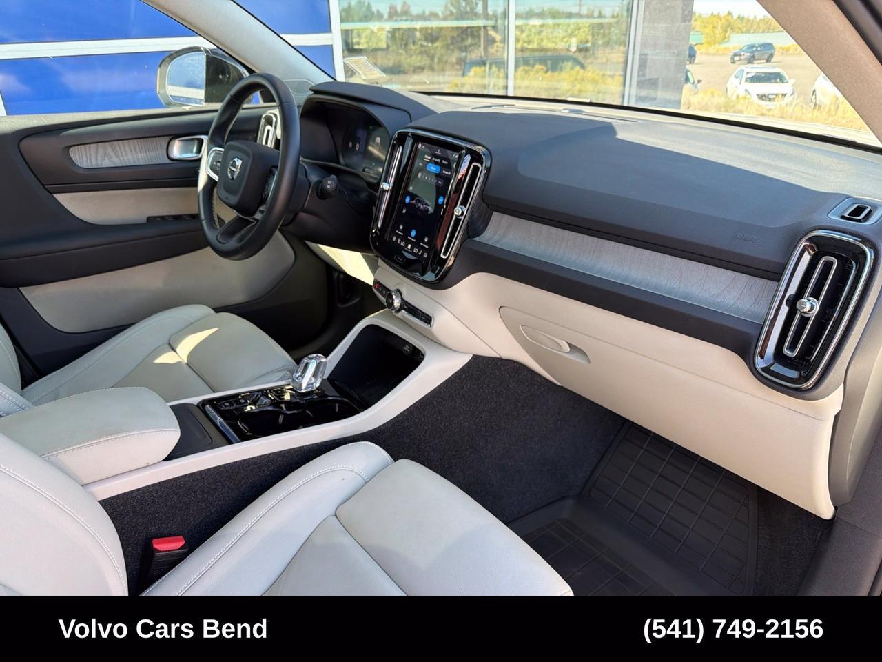 2026 Volvo XC40 B5 Plus Bend OR