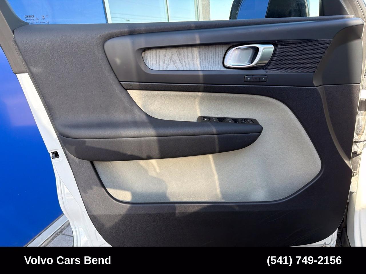 2026 Volvo XC40 B5 Plus Bend OR