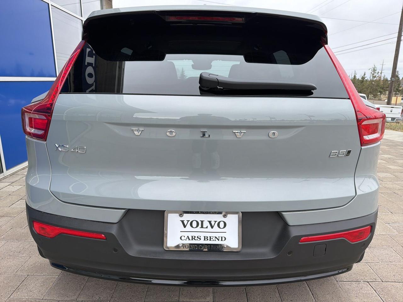 2026 Volvo XC40 B5 Plus Bend OR
