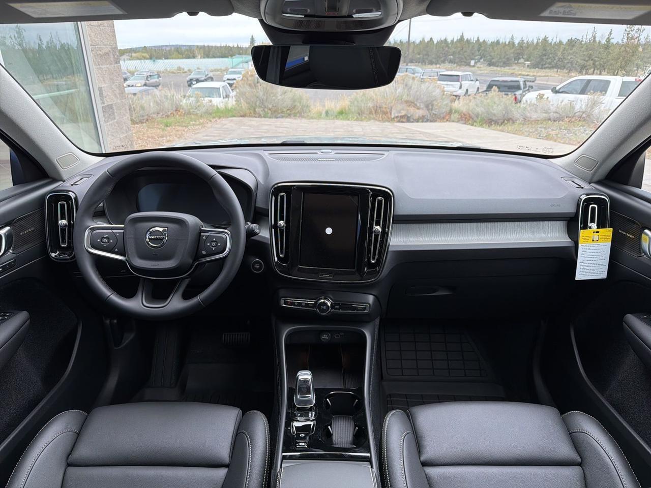 2026 Volvo XC40 B5 Plus Bend OR