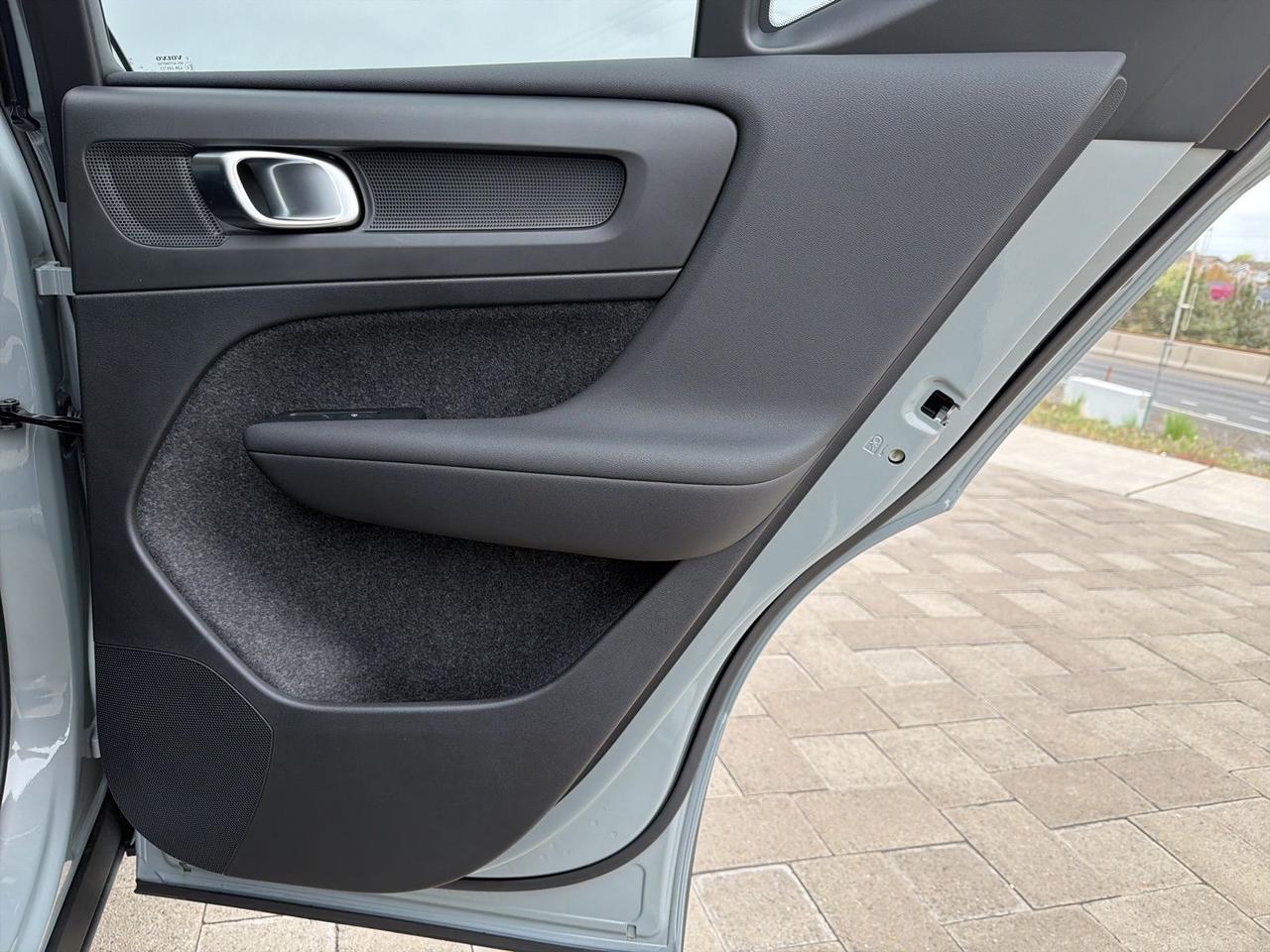 2026 Volvo XC40 B5 Plus Bend OR