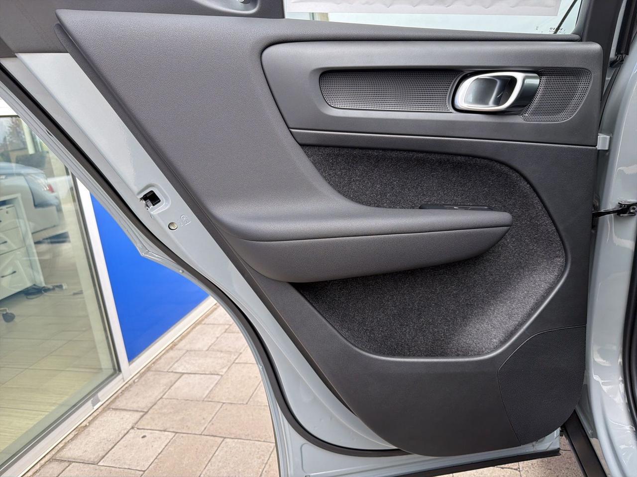 2026 Volvo XC40 B5 Plus Bend OR