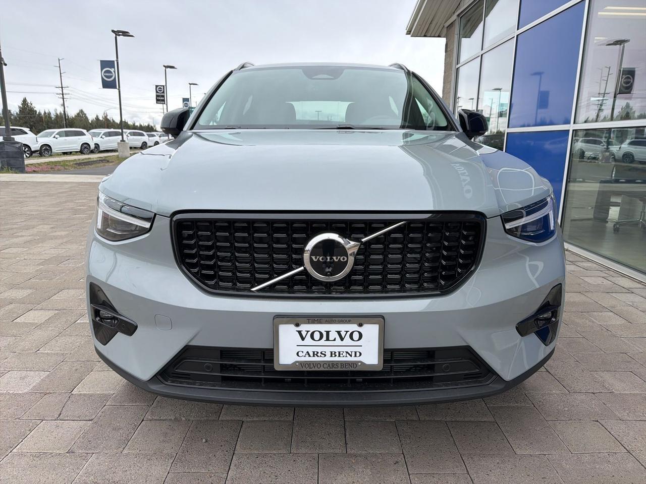 2026 Volvo XC40 B5 Plus Bend OR