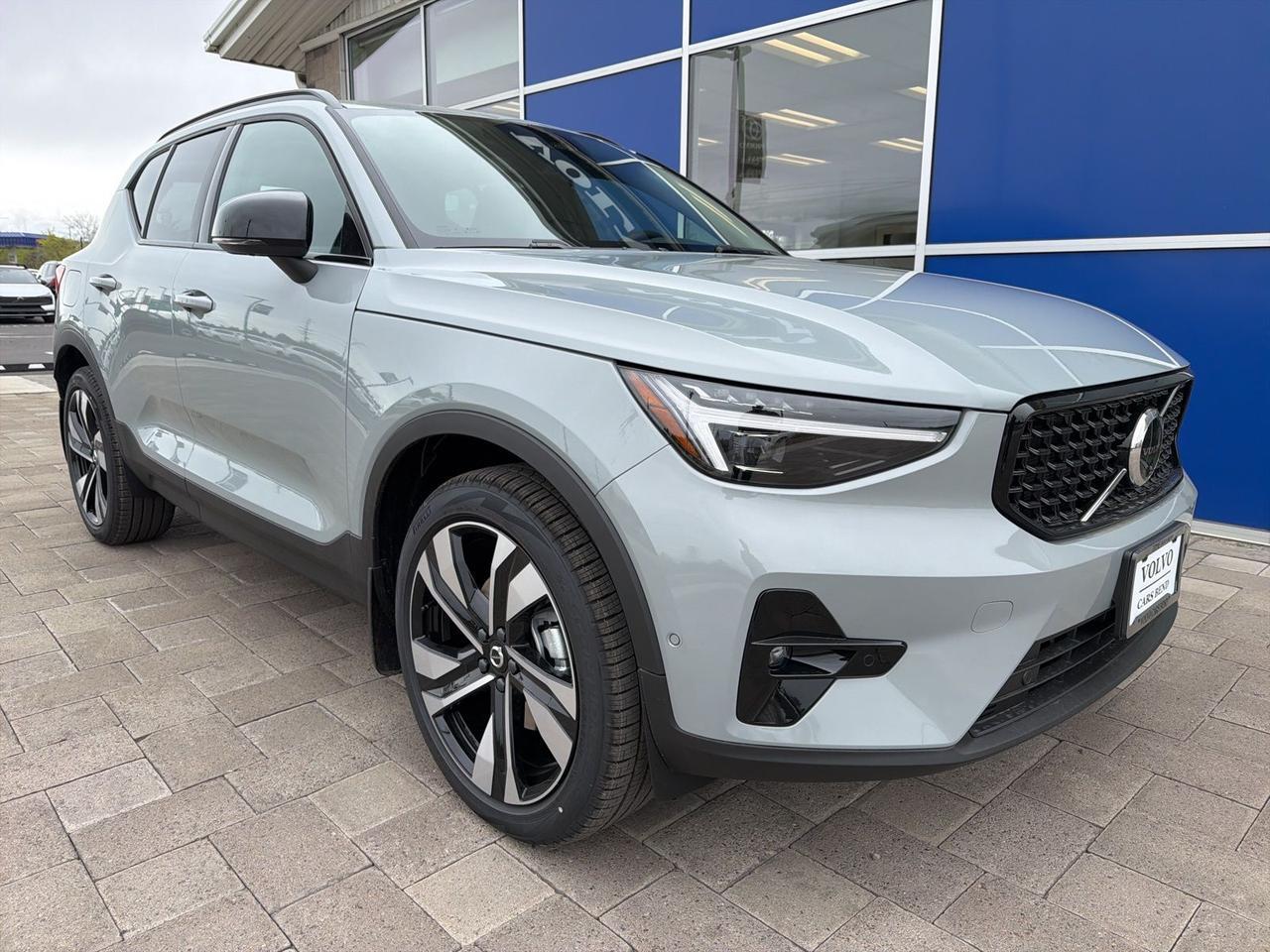 2026 Volvo XC40 B5 Plus Bend OR