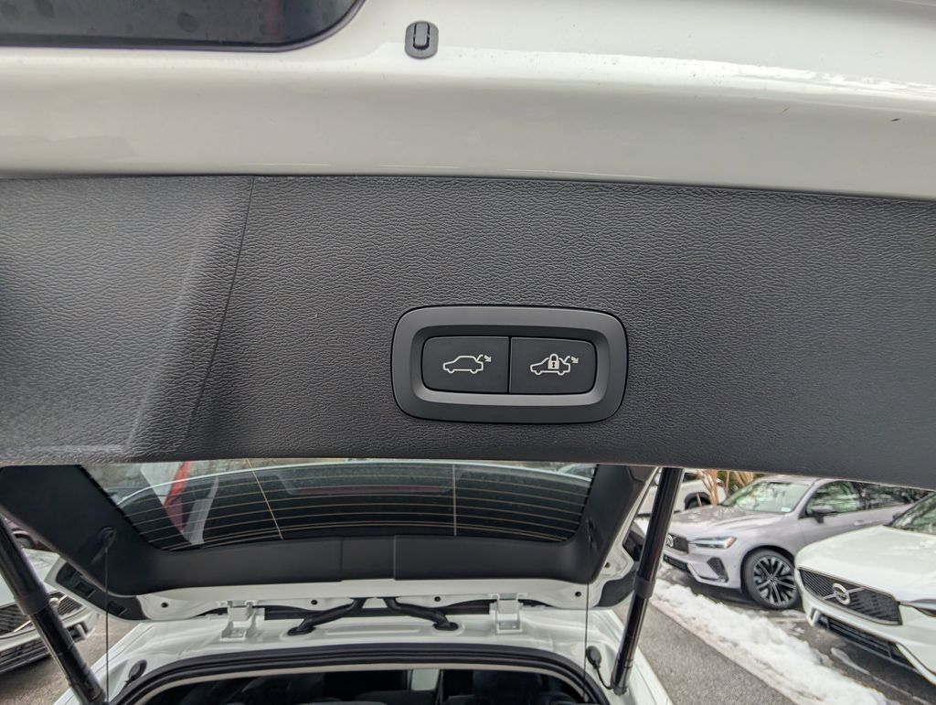 2026 Volvo XC40 B5 Plus Hunt Valley MD