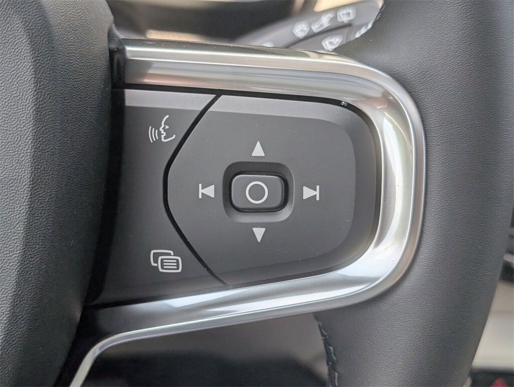 2026 Volvo XC40 B5 Plus Hunt Valley MD