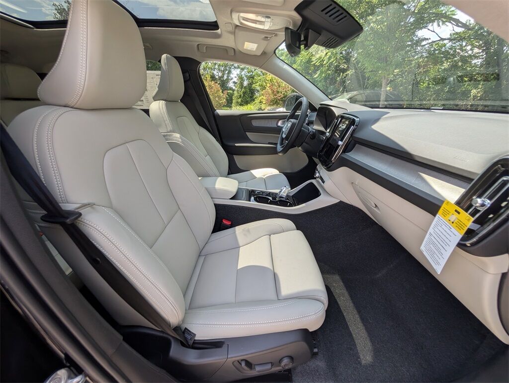 2026 Volvo XC40 B5 Plus Hunt Valley MD