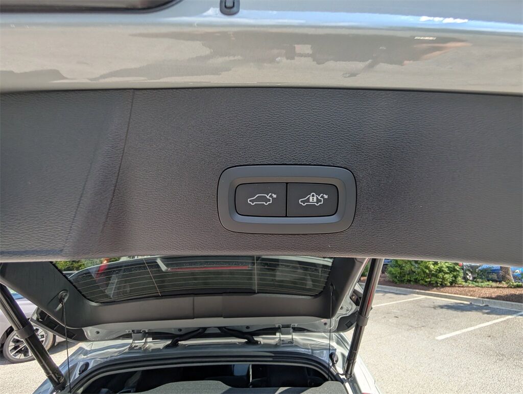 2026 Volvo XC40 B5 Plus Hunt Valley MD