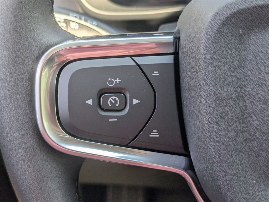 2026 Volvo XC40 B5 Plus Hunt Valley MD