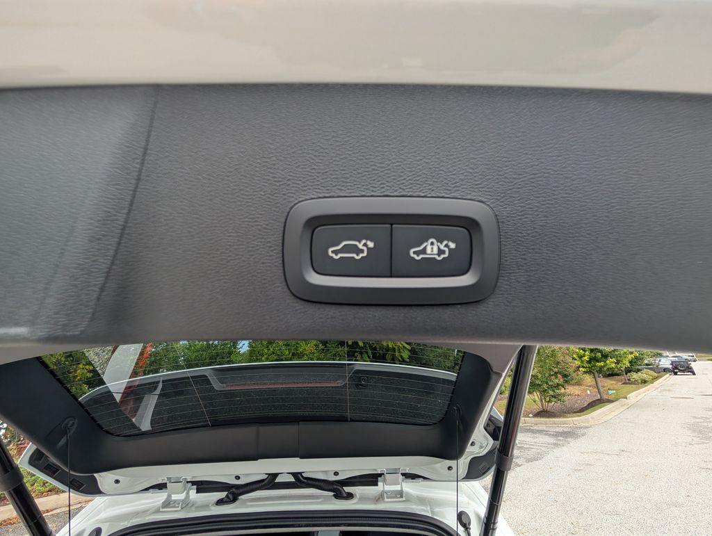 2026 Volvo XC40 B5 Plus Hunt Valley MD