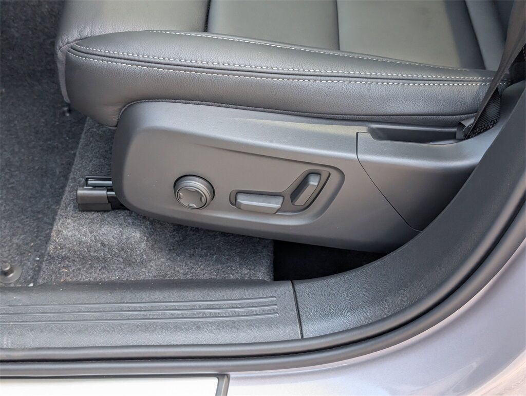 2026 Volvo XC40 B5 Plus Hunt Valley MD