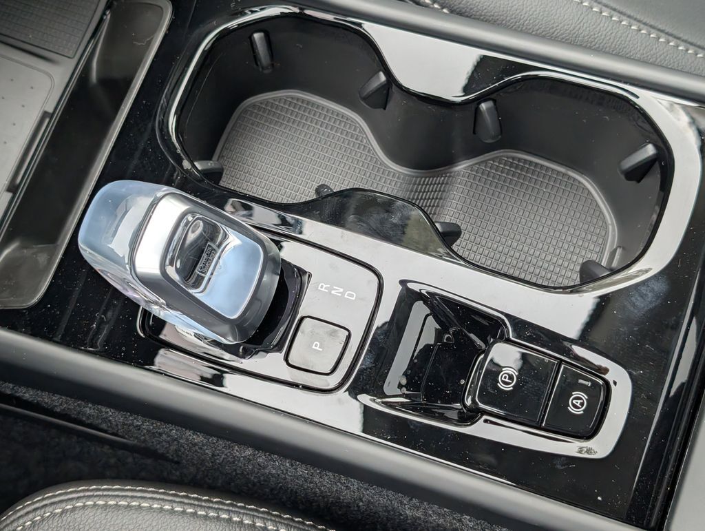 2026 Volvo XC40 B5 Plus Hunt Valley MD