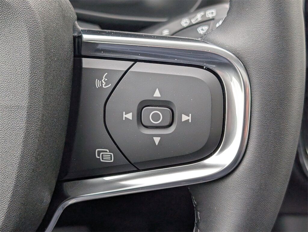 2026 Volvo XC40 B5 Plus Hunt Valley MD