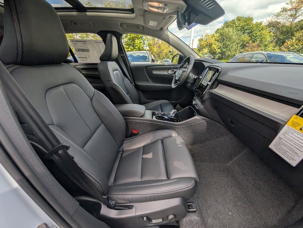 2026 Volvo XC40 B5 Plus Hunt Valley MD