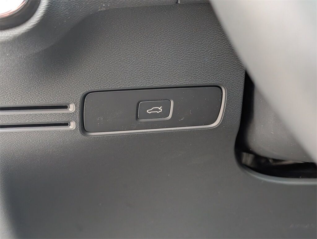 2026 Volvo XC40 B5 Plus Hunt Valley MD