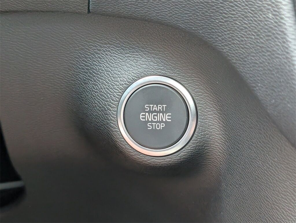 2026 Volvo XC40 B5 Plus Hunt Valley MD