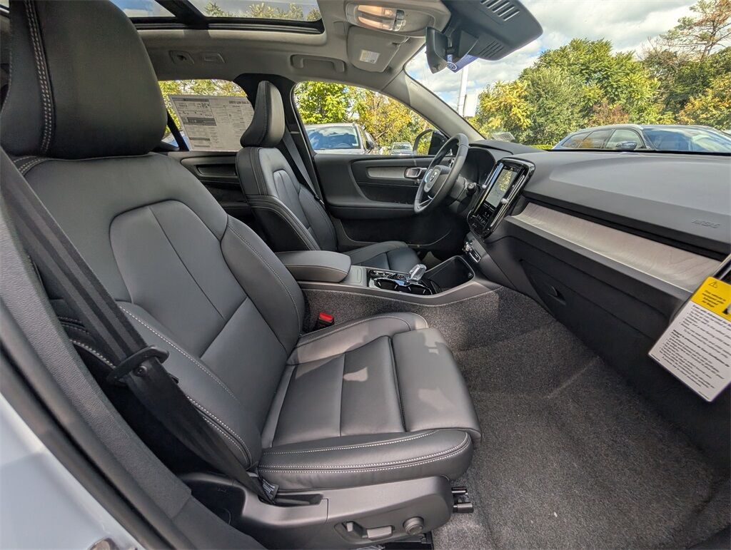 2026 Volvo XC40 B5 Plus Hunt Valley MD