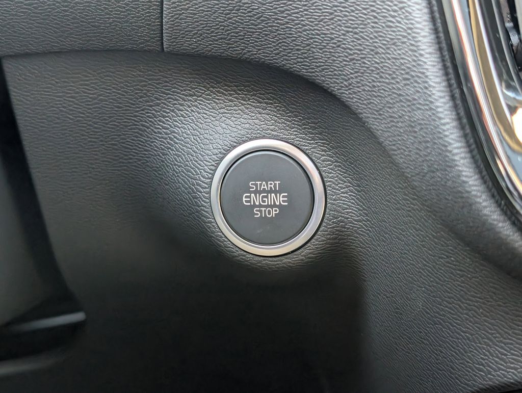 2026 Volvo XC40 B5 Plus Hunt Valley MD