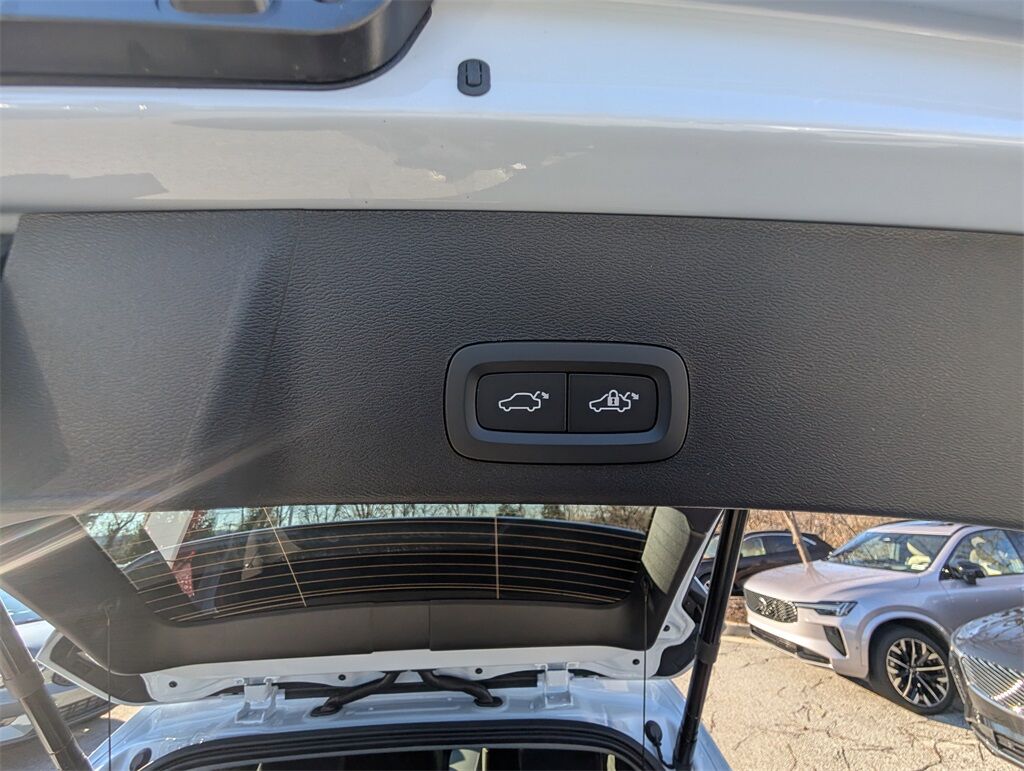 2026 Volvo XC40 B5 Plus Hunt Valley MD