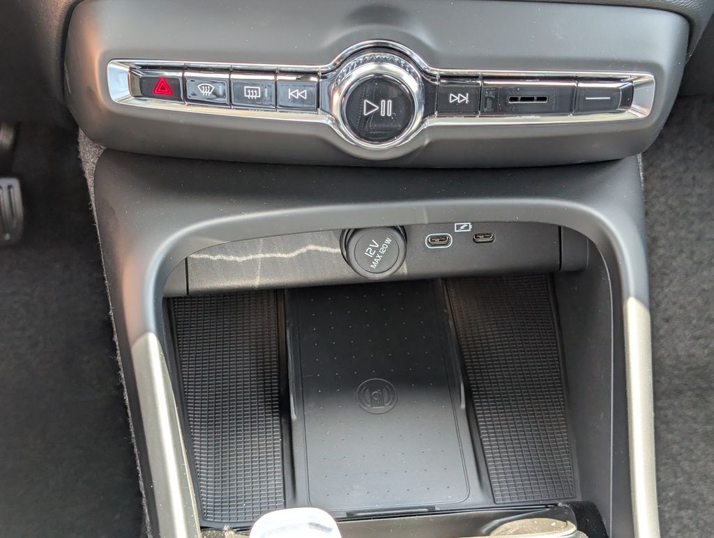 2026 Volvo XC40 B5 Plus Hunt Valley MD