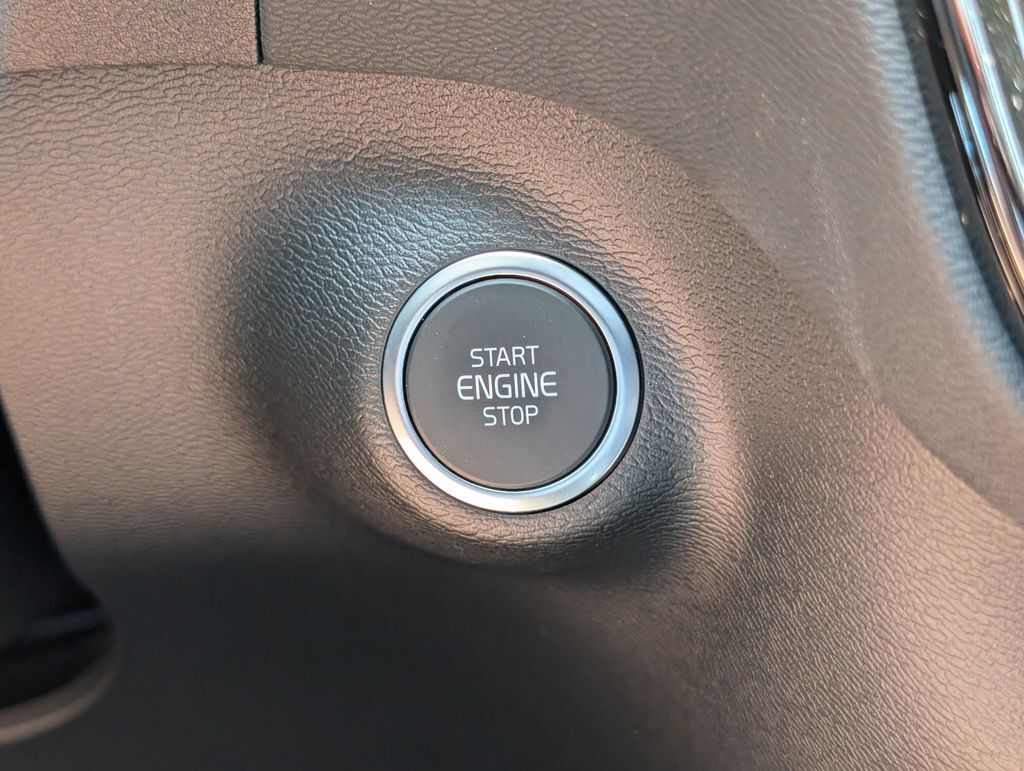 2026 Volvo XC40 B5 Plus Hunt Valley MD