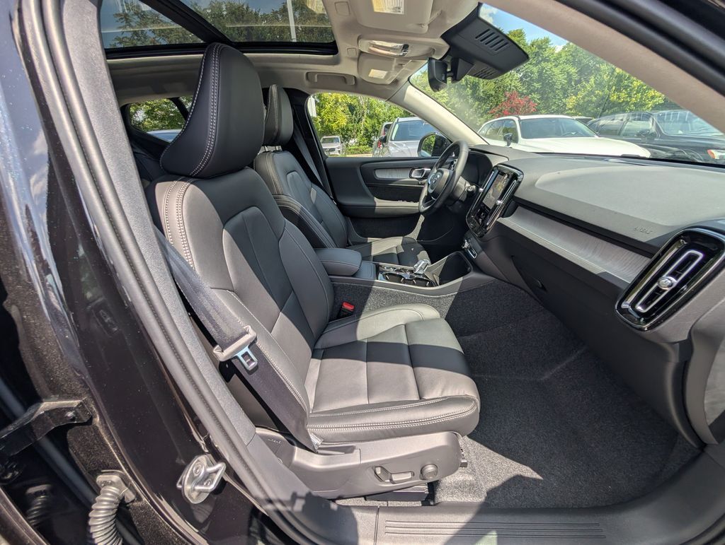 2026 Volvo XC40 B5 Plus Hunt Valley MD