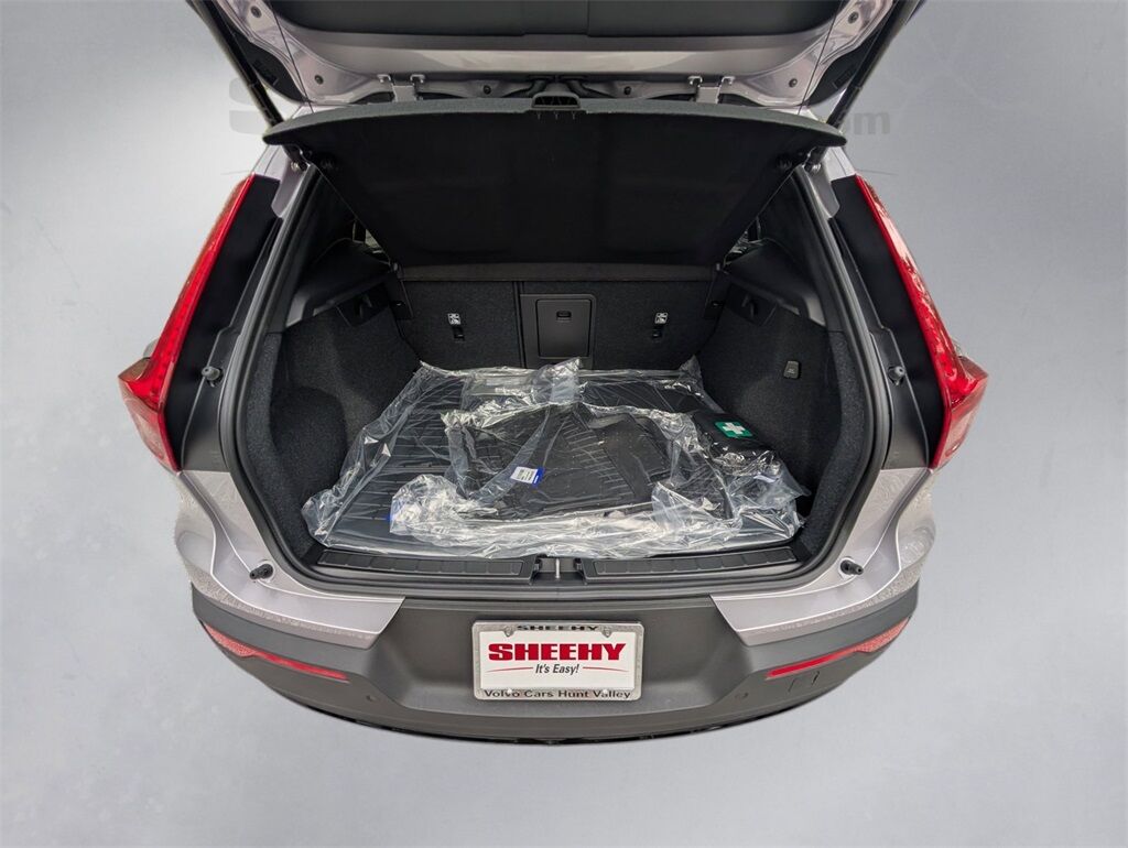 2026 Volvo XC40 B5 Plus Hunt Valley MD