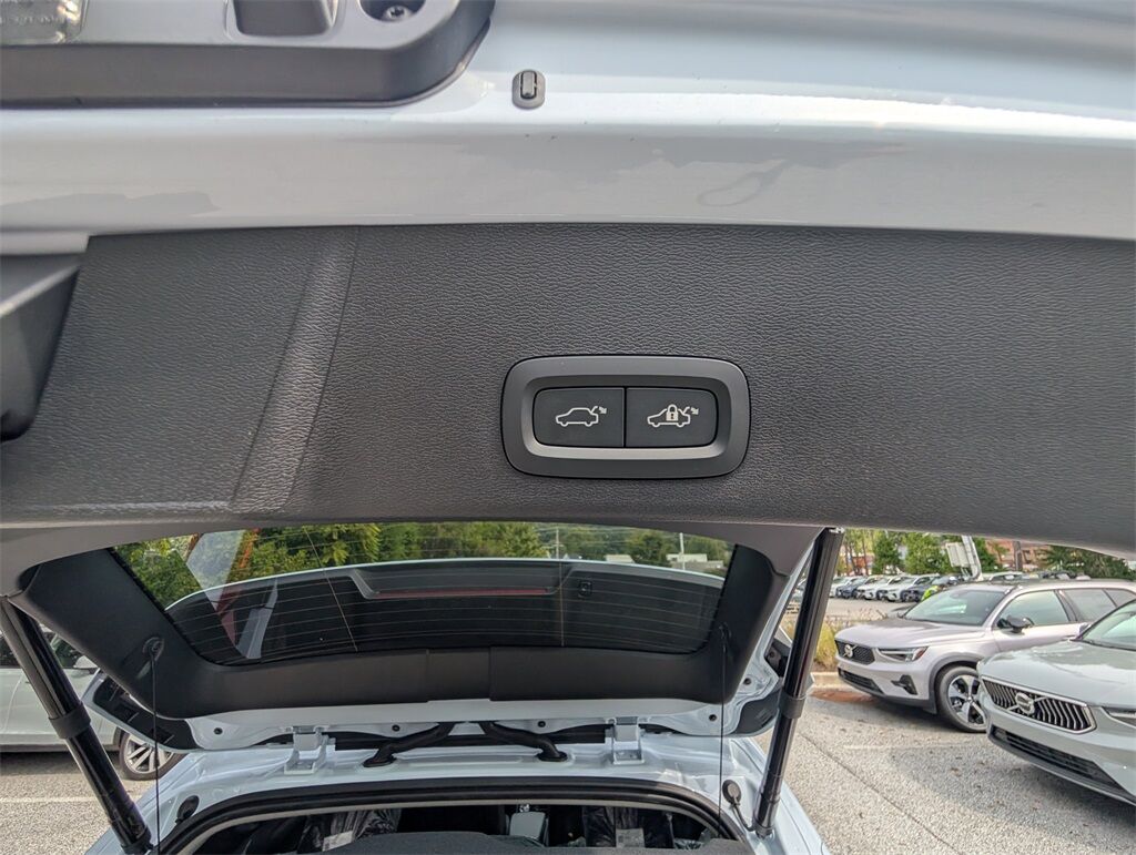 2026 Volvo XC40 B5 Plus Hunt Valley MD
