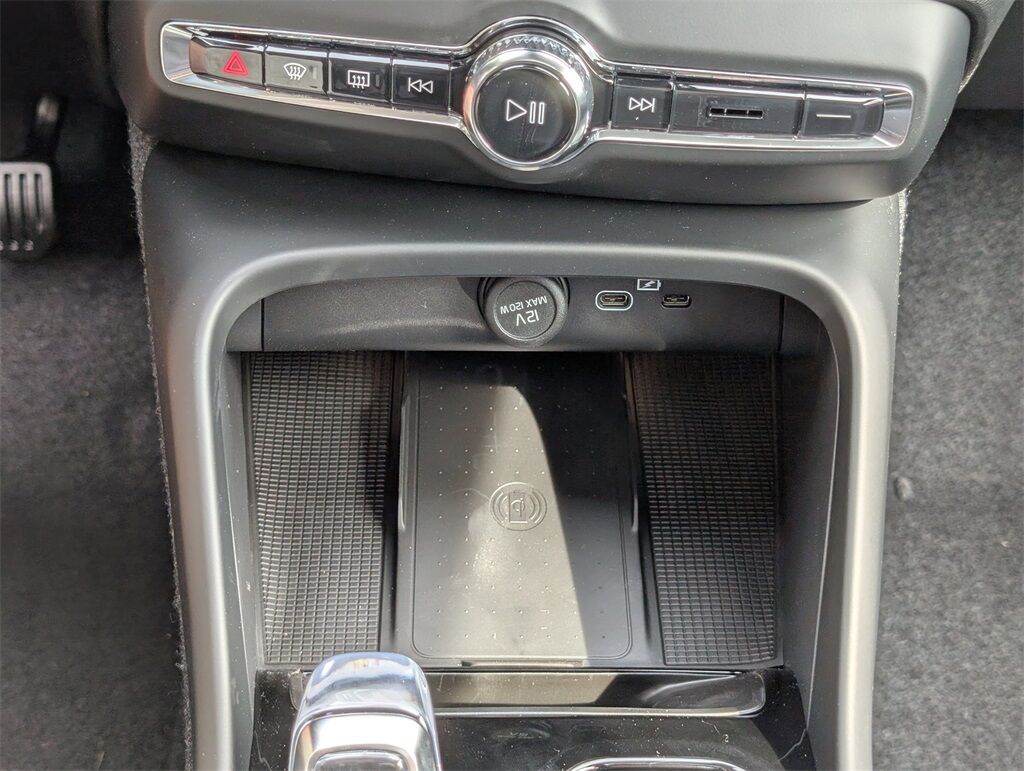 2026 Volvo XC40 B5 Plus Hunt Valley MD