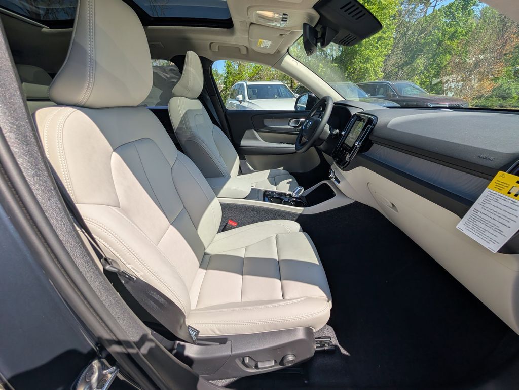 2026 Volvo XC40 B5 Plus Hunt Valley MD