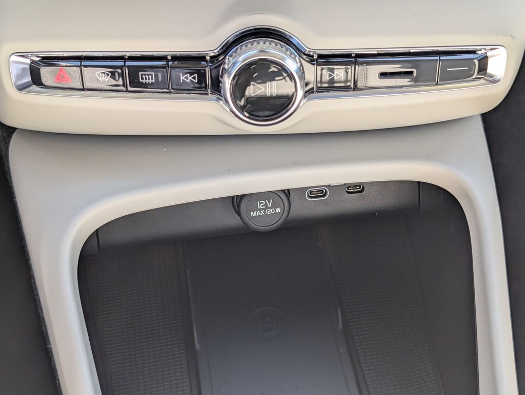 2026 Volvo XC40 B5 Plus Hunt Valley MD
