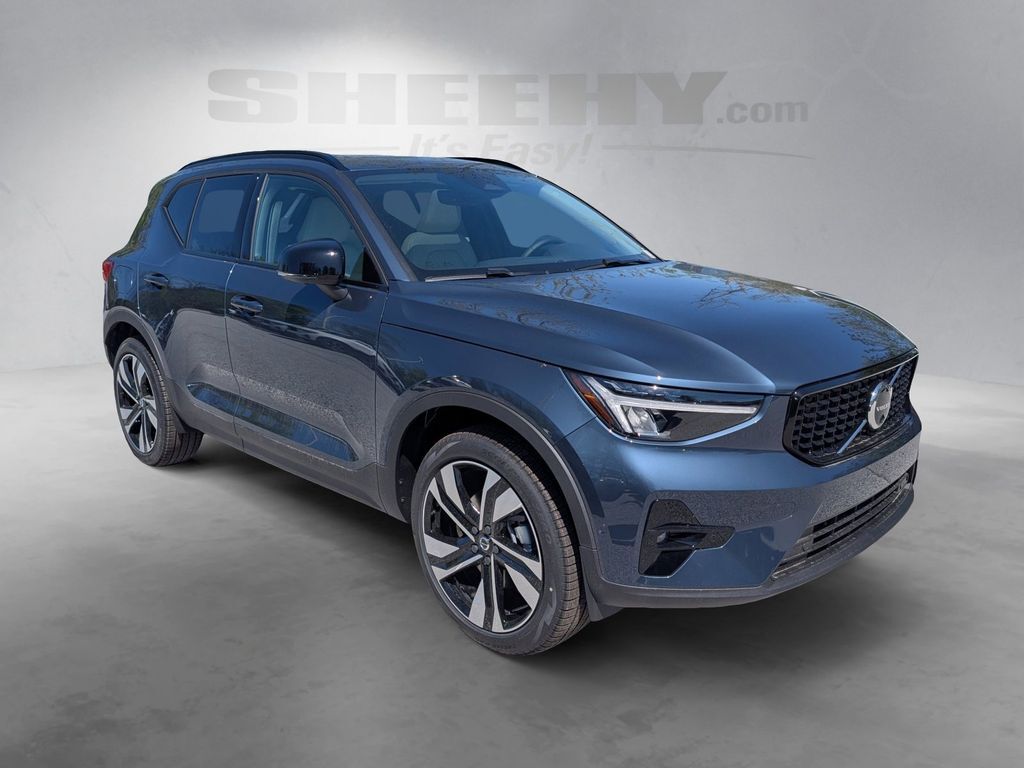 2026 Volvo XC40 B5 Plus Hunt Valley MD