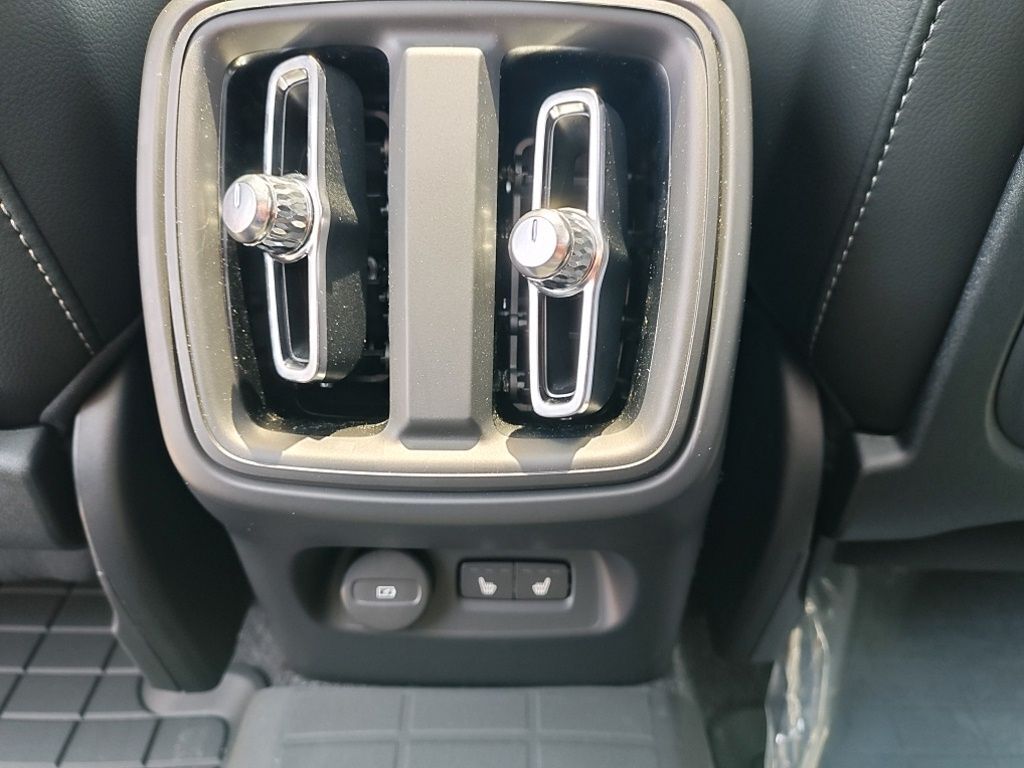 2026 Volvo XC40 B5 Plus Hunt Valley MD
