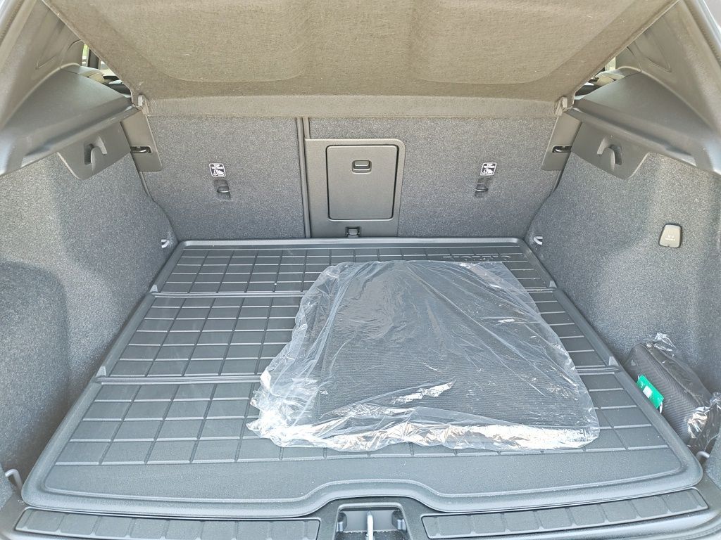 2026 Volvo XC40 B5 Plus Hunt Valley MD